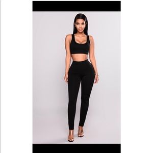 bondoc II lounge set